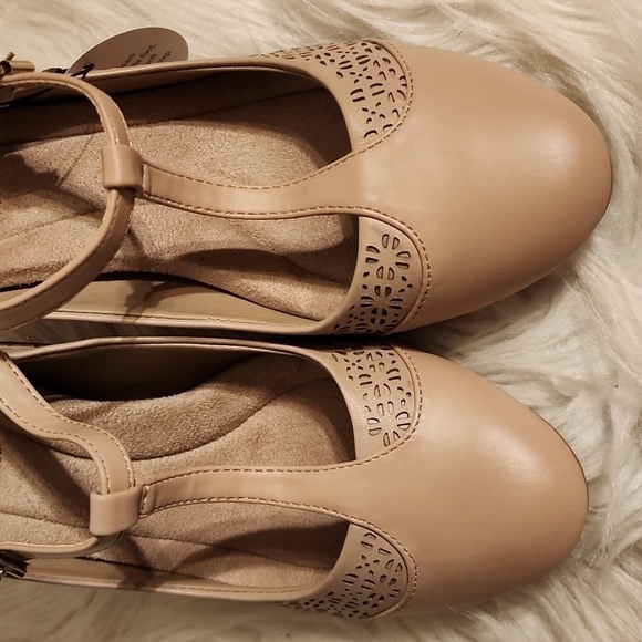 Giani Bernini Vienza2 Mary Jane Pumps - Picture 9 of 13